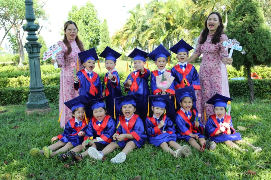 Mẫu Giáo Mầm Non Việt