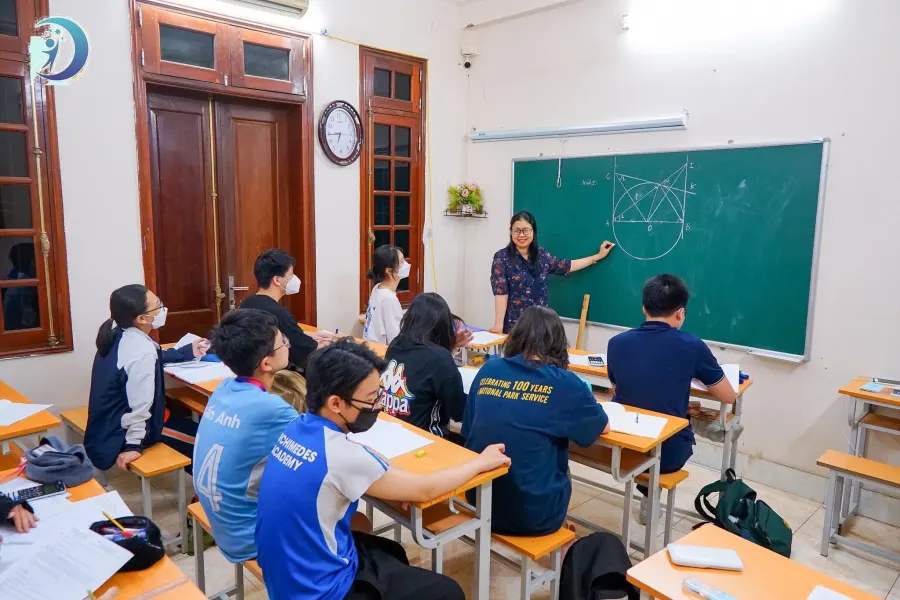 Trung tâm bồi dưỡng văn hóa và nghệ thuật  Dreamlight Edu - CS Tân Triều