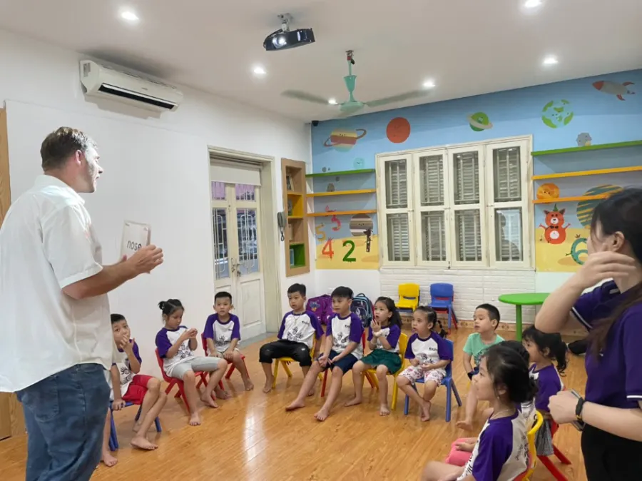 Trung Tâm Tiếng Anh Popodoo Smart English Lạc Long Quân