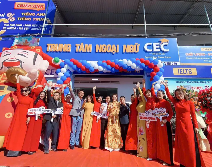 Trung tâm Ngoại ngữ CEC
