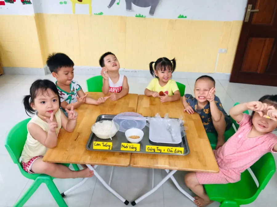 Mầm Non Hoa Thủy Tiên IQ - Kiến Hưng