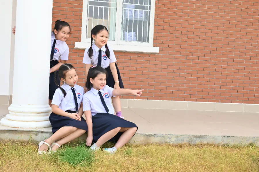 Trường Trung Tiểu Học Marie Curie