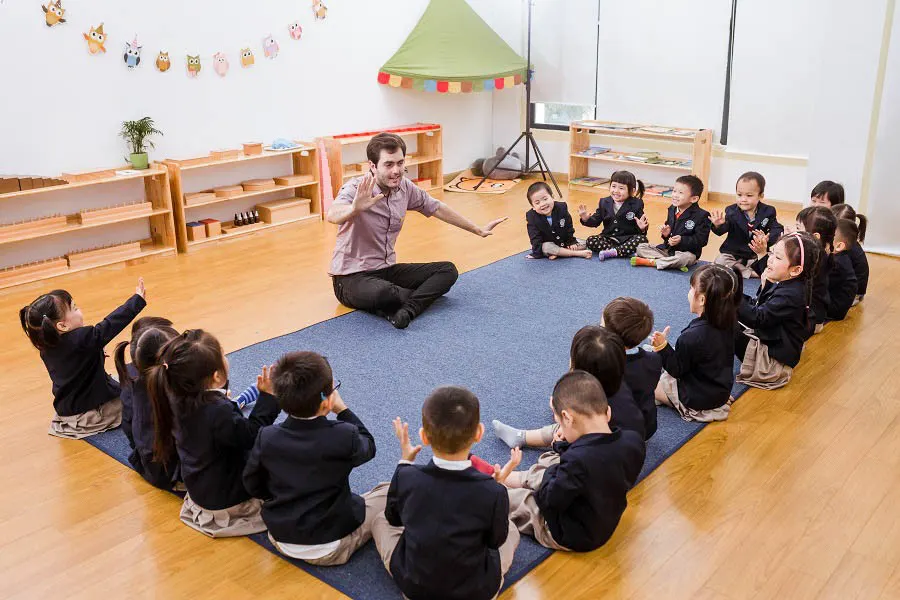 Trường mầm non Quốc tế American Montessori School AMSS - Montessori Hoa Kỳ - Phạm Văn Đồng