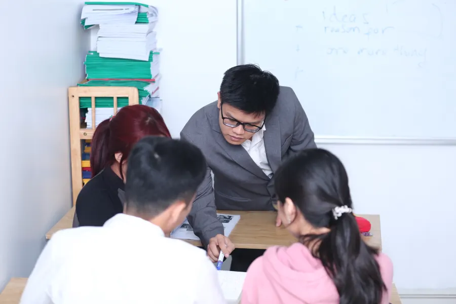 Trung Tâm Anh Ngữ Hà English