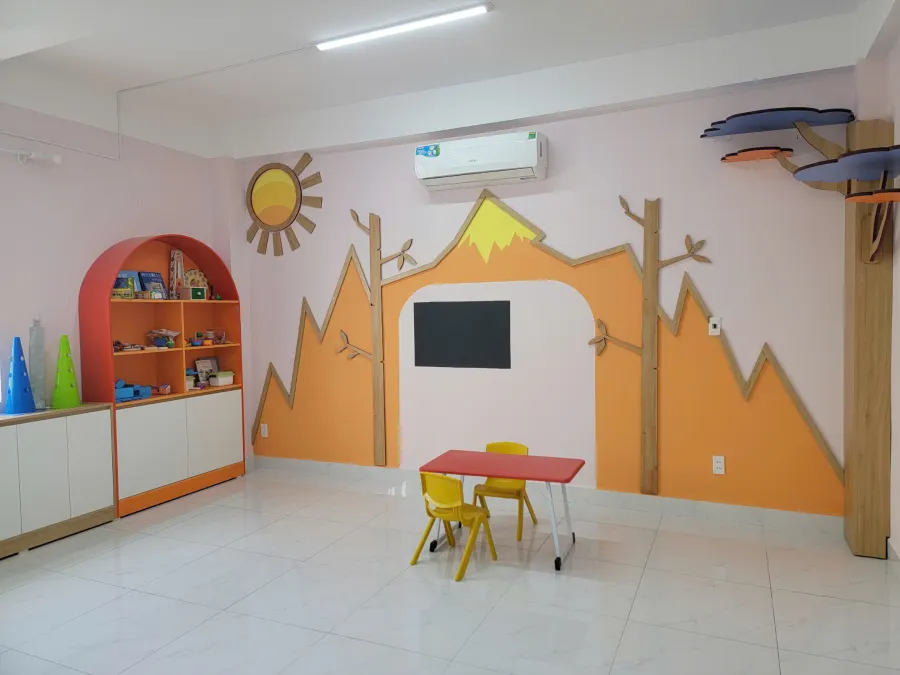 Can Thiệp Sớm Thuận An - Dạy trẻ Chậm Nói Bình Dương Happy House