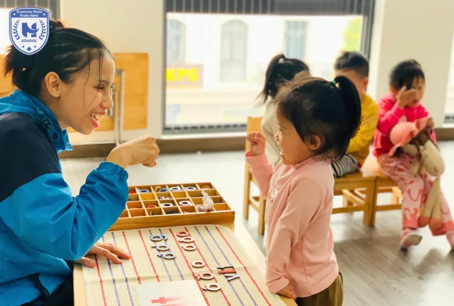 Mầm Non Song Ngữ H-School