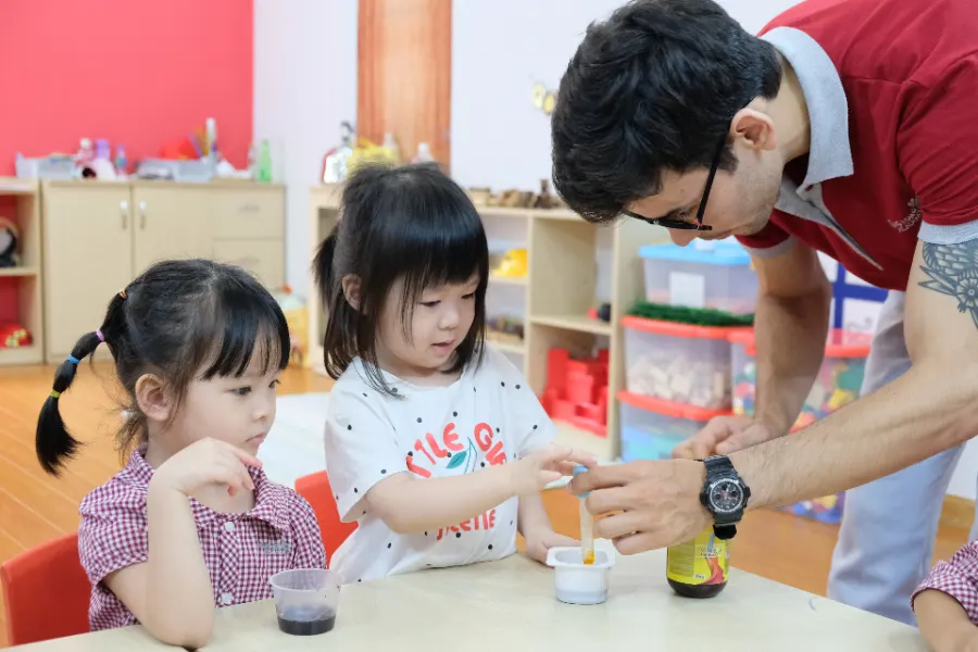 Trường mầm non Thăng Long Academy