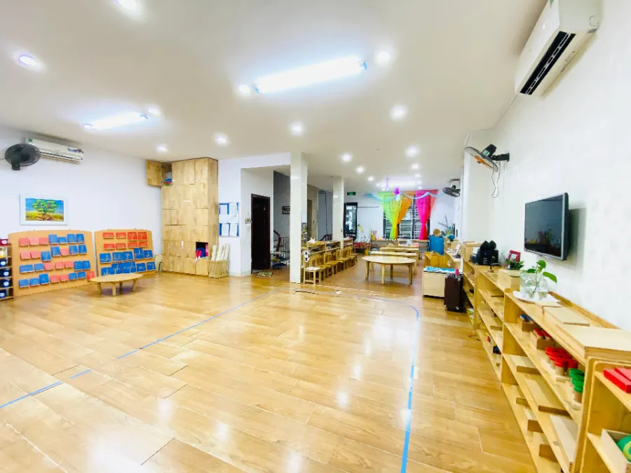 Mầm non Ngọn Nến Hồng Lipica - Xala Hà Đông