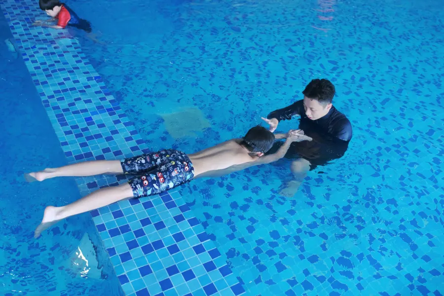 Trung tâm dạy bơi Octopool Swim School - Quảng An, Tây Hồ
