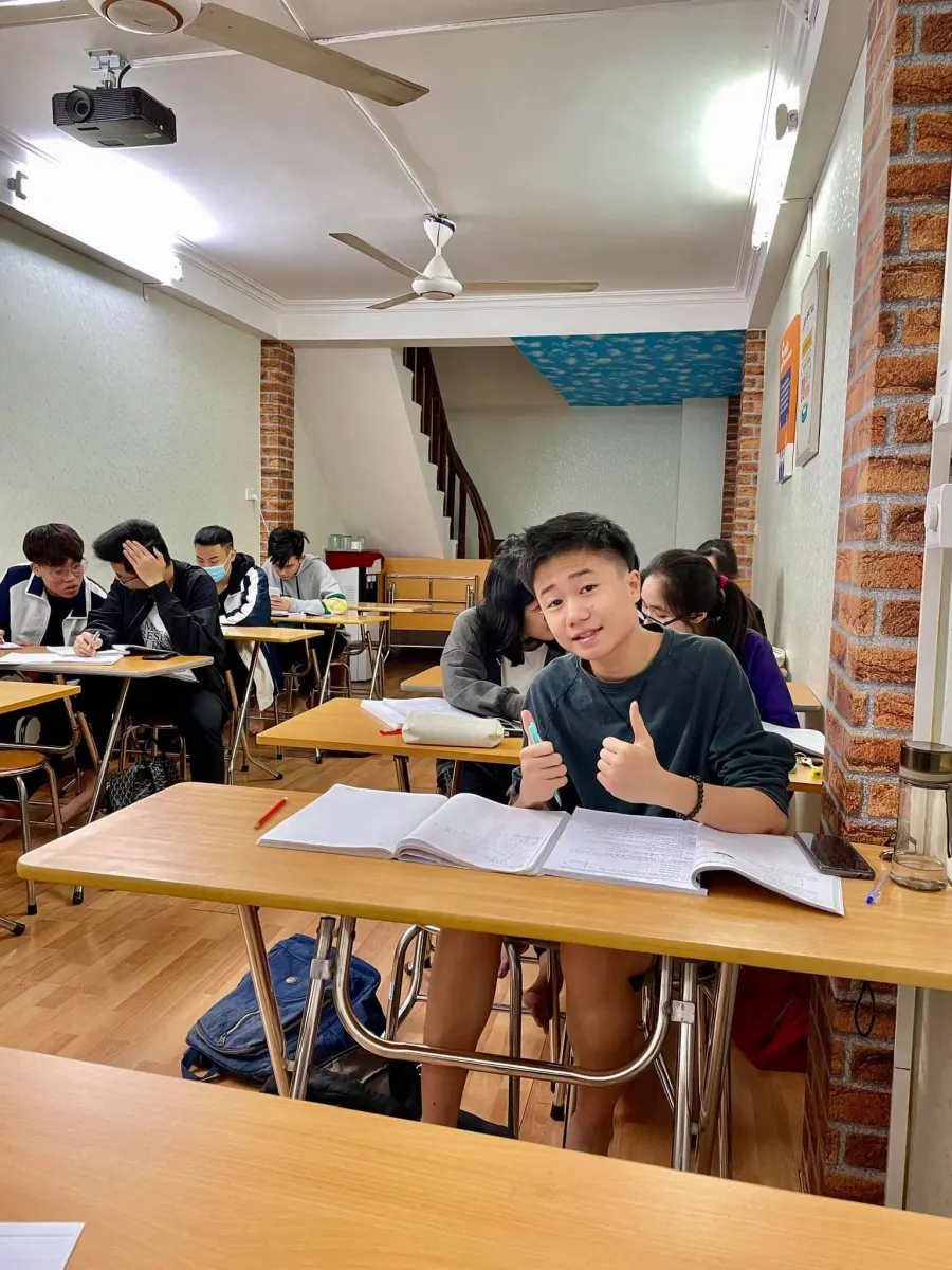 Trung tâm bồi dưỡng văn hóa Zero Academy