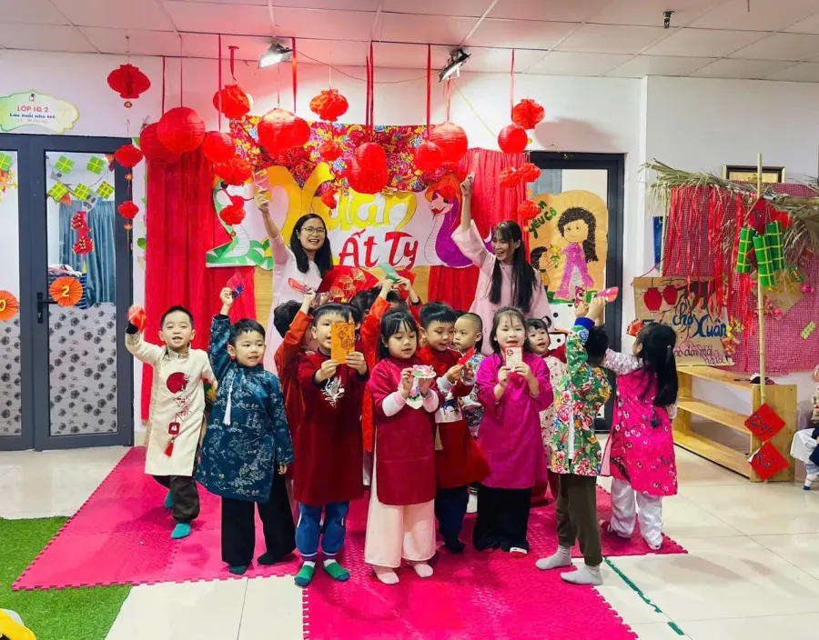 Mầm Non IQ Montessori PreSchool