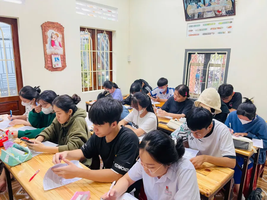 Trung Tâm Tiếng Anh Thầy Tuấn
