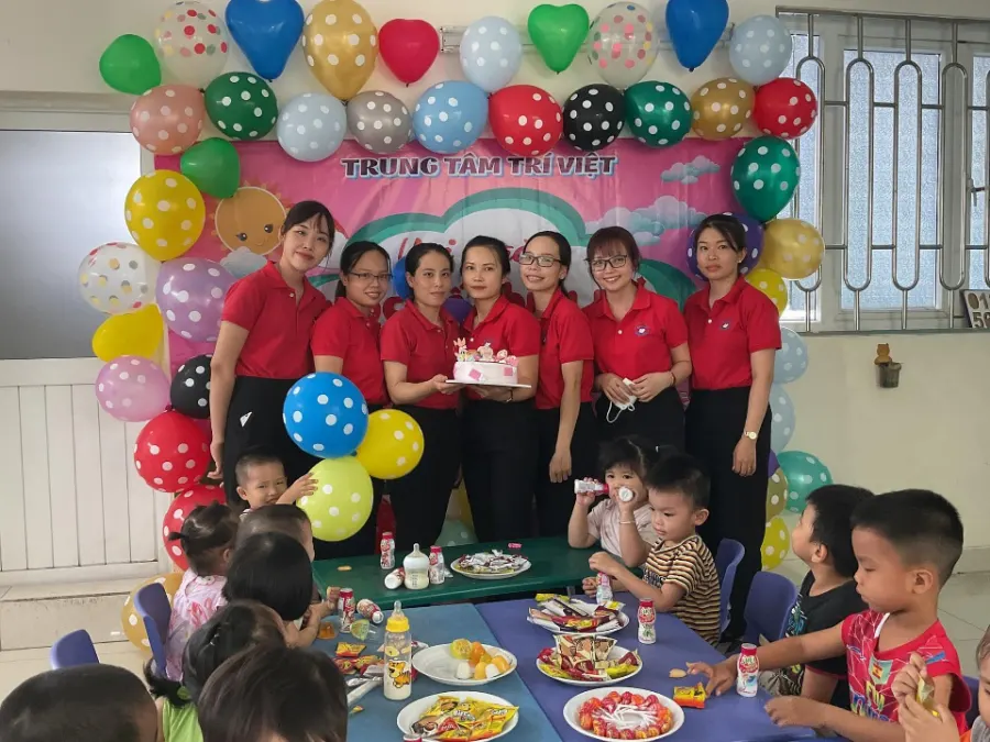 Trung Tâm Dạy Trẻ Chậm Nói Tự Kỷ Trí Việt - Đông Hòa, Dĩ An