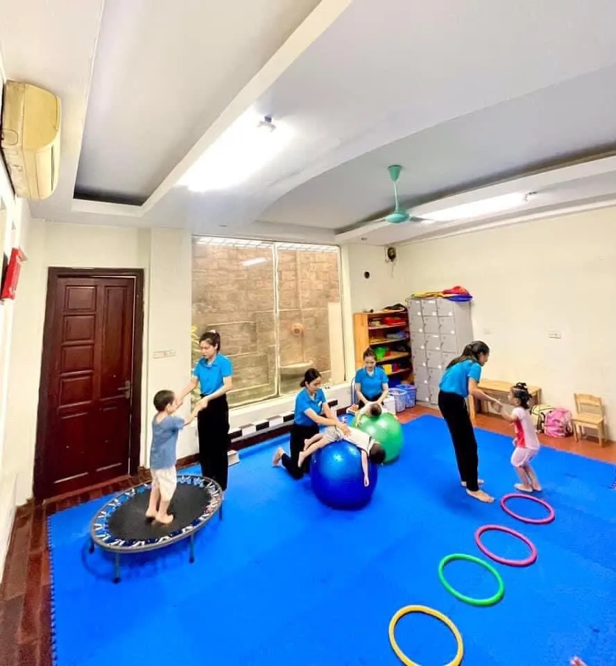 Hệ Thống Giáo Dục đặc biệt Mai Hương Nam Định - Can Thiệp Trẻ Tự Kỷ
