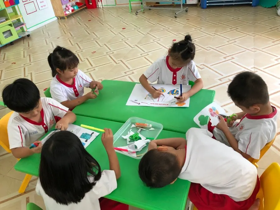 Trường mầm non Hoa Phượng Đỏ