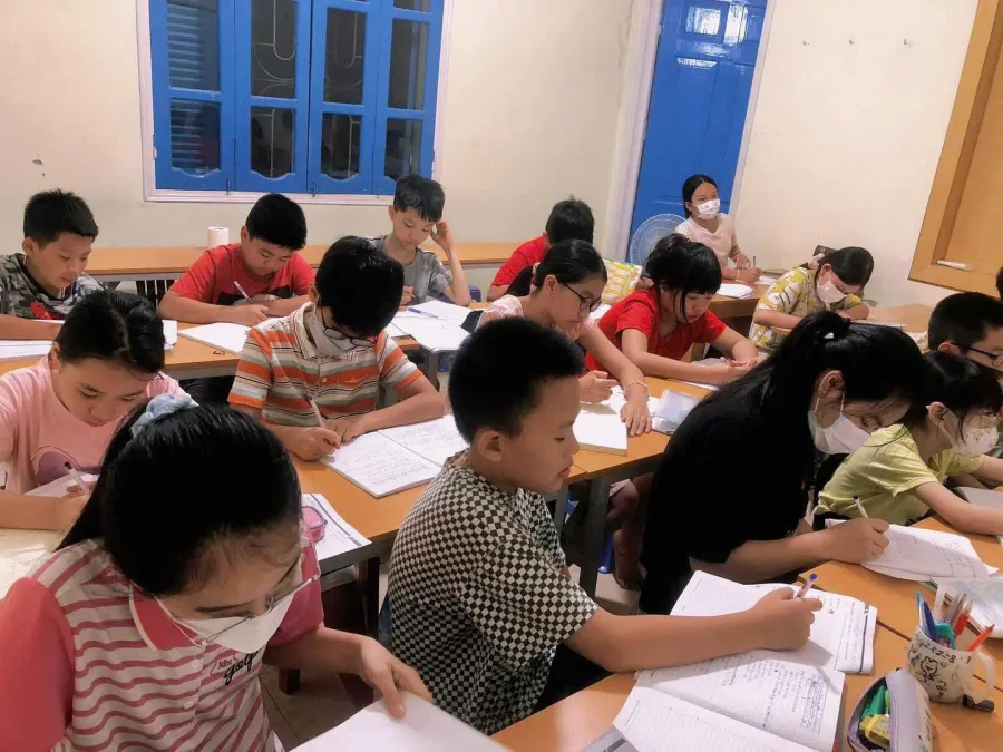 Lớp Toán Cô Quyên