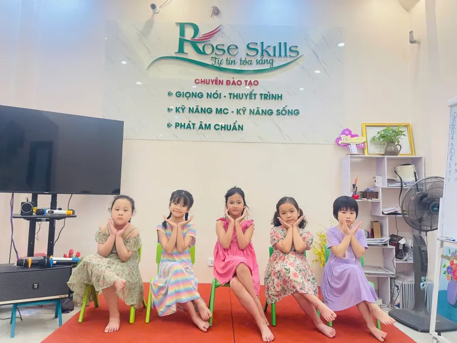 Trung Tâm Đào Tạo Kỹ Năng Rose Skills