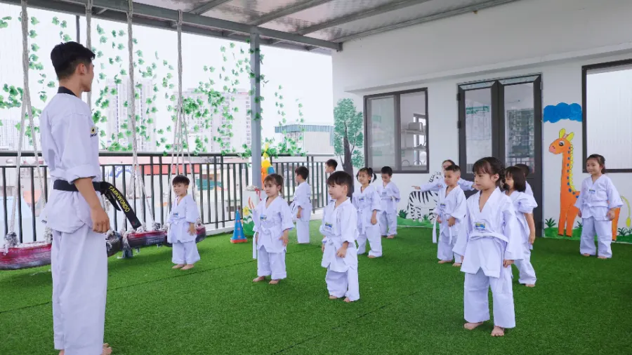 Trường Mầm Non Bông Sen Hồng