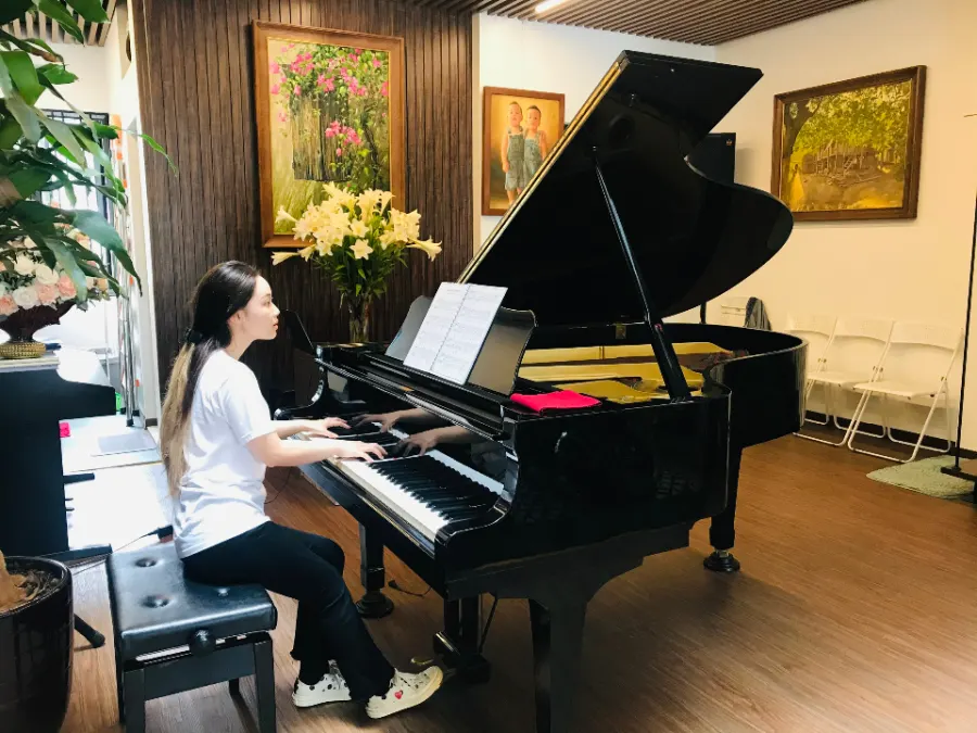 Trung Tâm Âm Nhạc H.Music