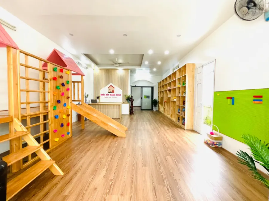 Mầm Non Miền Đất Hạnh Phúc (Happy Land)