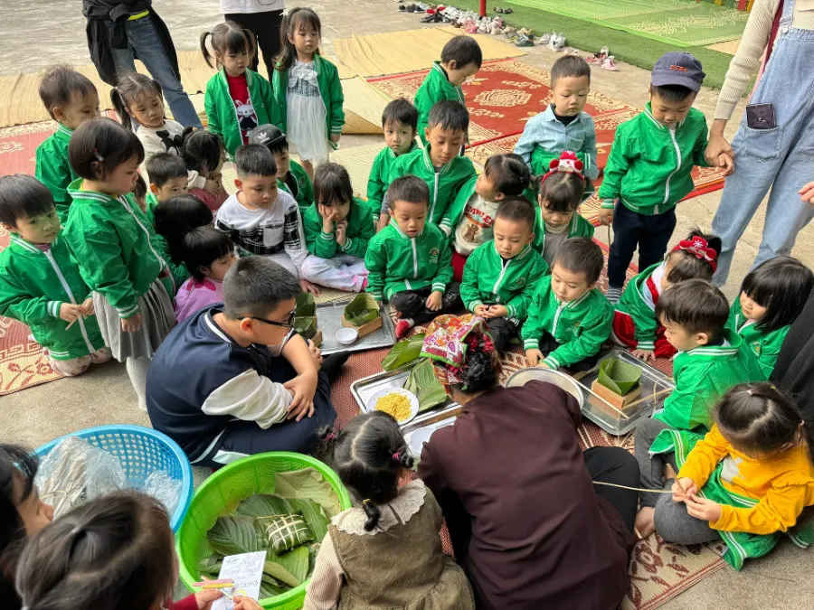 Mầm Non Hạnh Phúc Trẻ Thơ (Happy Kids Garden) - Ngọc Hồi, Hoàng Mai