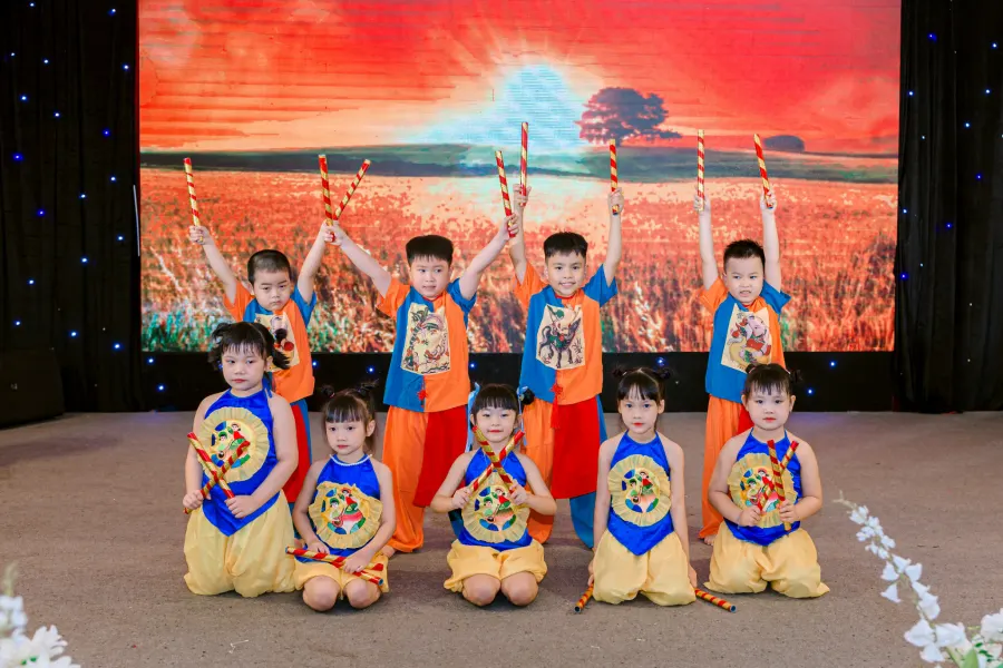 Trường Mầm Non Nắng Hồng