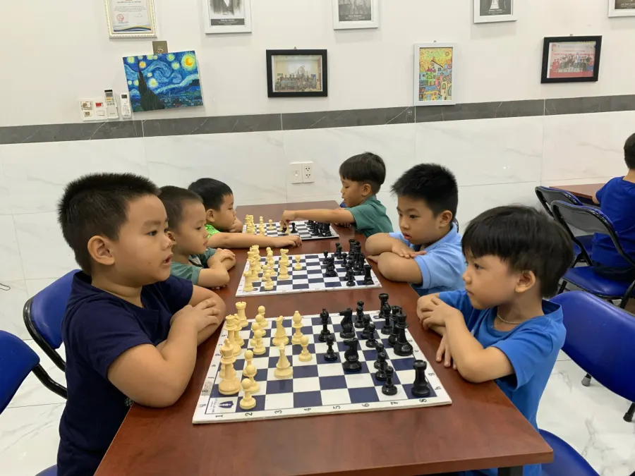 Trung Tâm Cờ Vua Sài Gòn Hoa Sứ