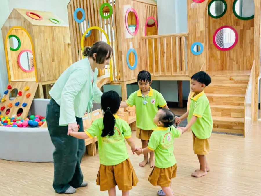 Mầm Non Song Ngữ Bé Tài Năng - Little Talents Academy