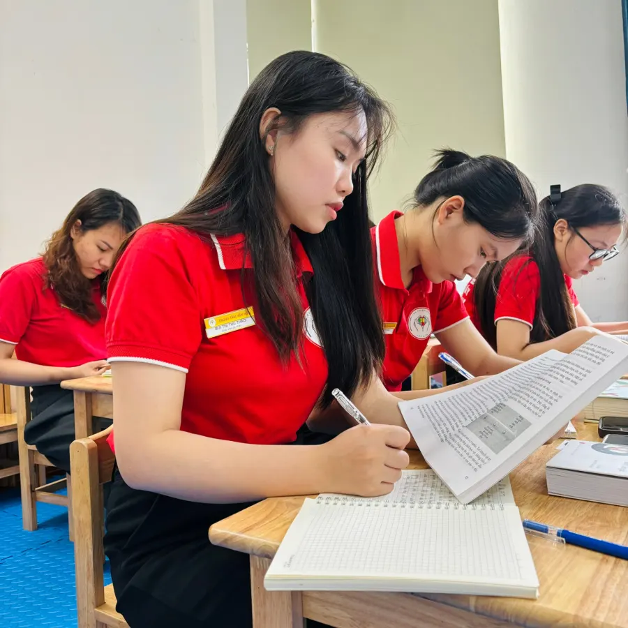 Trung Tâm Can Thiệp Sớm Văn Hiến