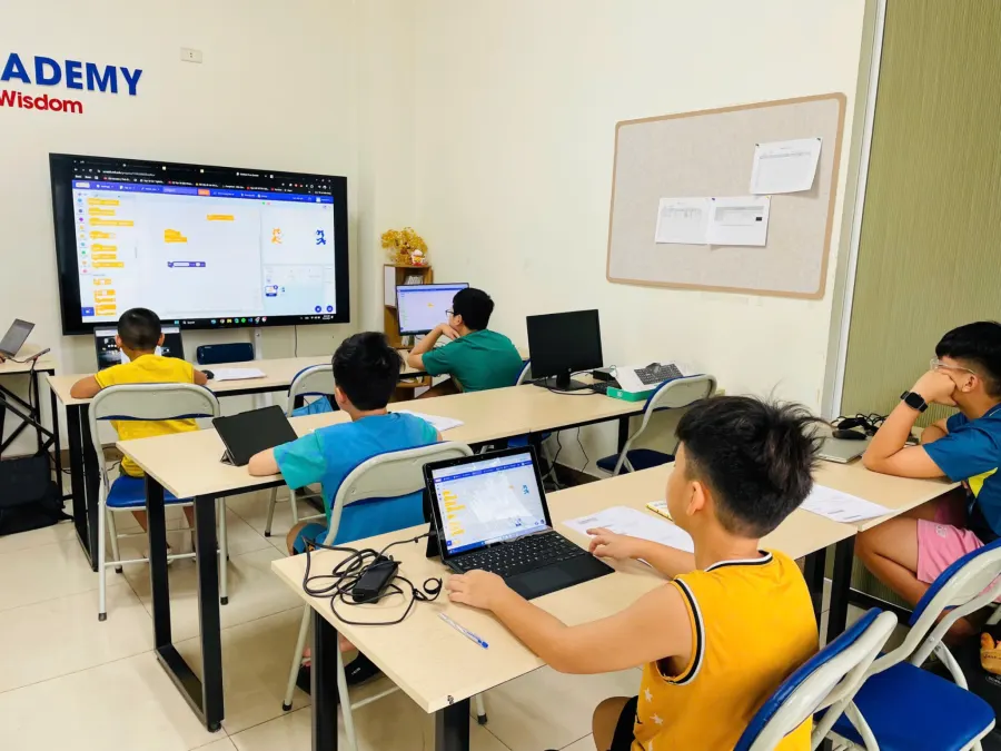 Trung Tâm Lập Trình Tin Học & AI Thực Dụng Nhí - Alpha Kid Codes