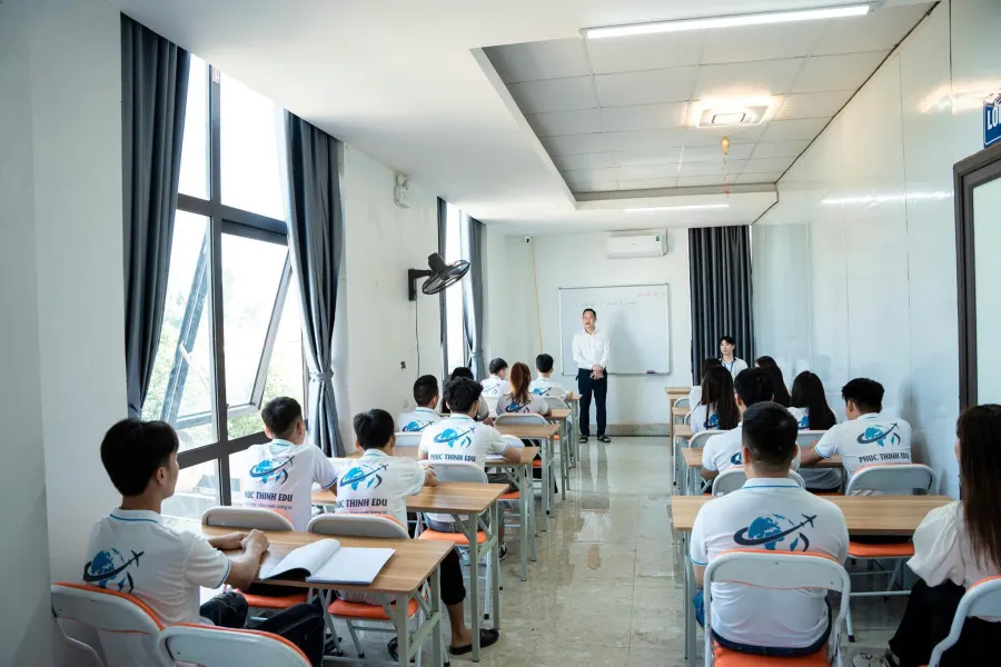 Trung tâm Tư vấn Du Học và Đào tạo Ngoại ngữ Phúc Thịnh