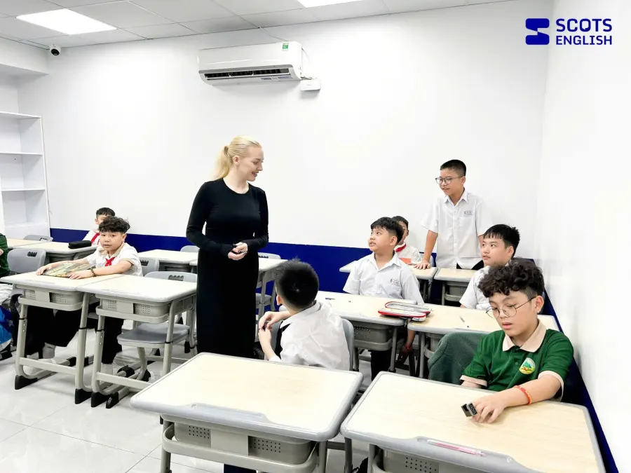 Trung Tâm Scots English