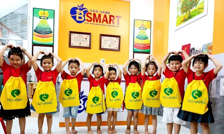 TRUNG TÂM GIÁO DỤC KỸ NĂNG TOÁN TƯ DUY TÁO VÀNG B-SMART QUY NHƠN