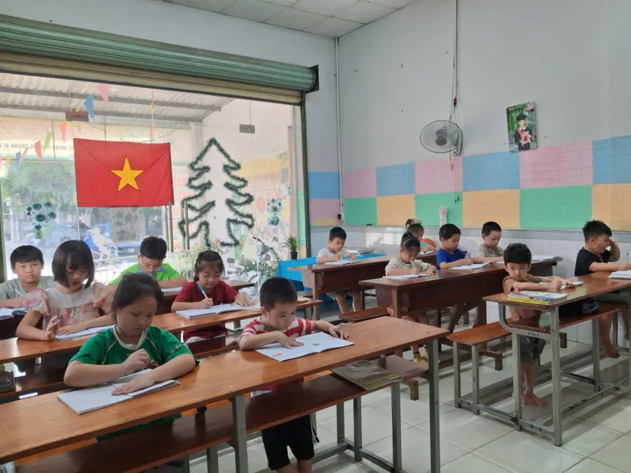 Luyện Chữ Đẹp Minh Anh - Lớp Tiền Tiểu học Phường Trảng Dài