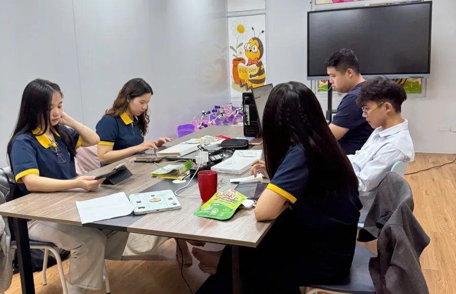 Trung Tâm Ngoại Ngữ COLORBEE ENGLISH