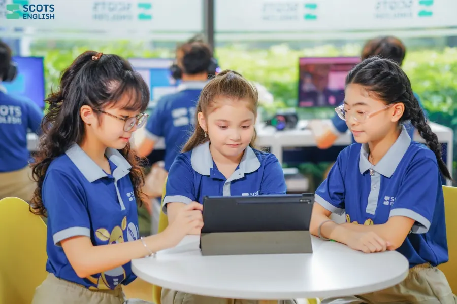 Hệ thống Anh ngữ Quốc tế Scots English Phạm Văn Chiêu