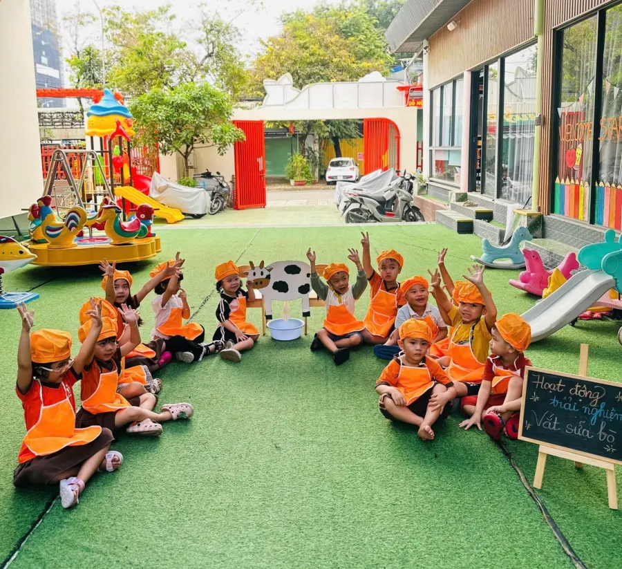 Mầm Non Những Ngôi Sao Nhí - STARKIDS