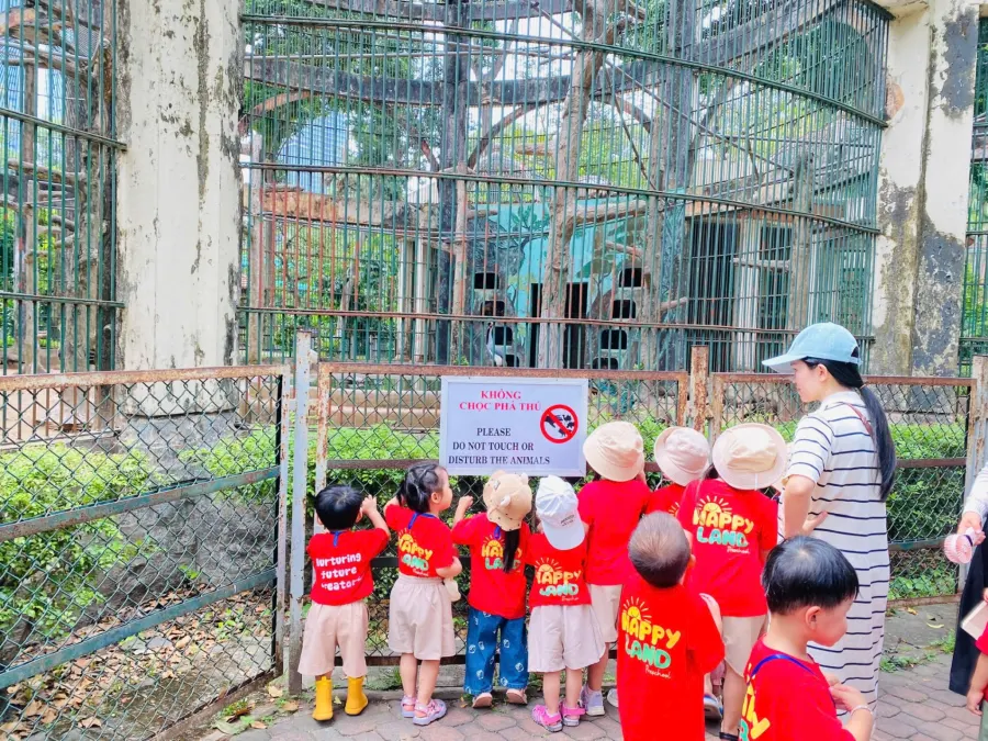 Trường Mầm Non Song Ngữ Miền Hạnh Phúc (Happy Land)