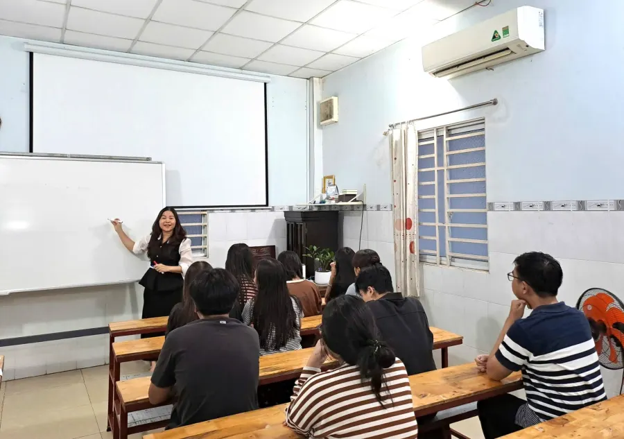 Trung Tâm Kỹ Năng Giọng Nói Master Voice