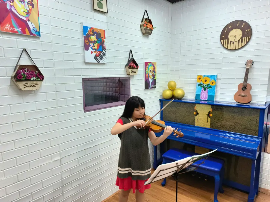 Trung Tâm Giáo Dục Nhạc Họa Piano & Vẽ Sunflower