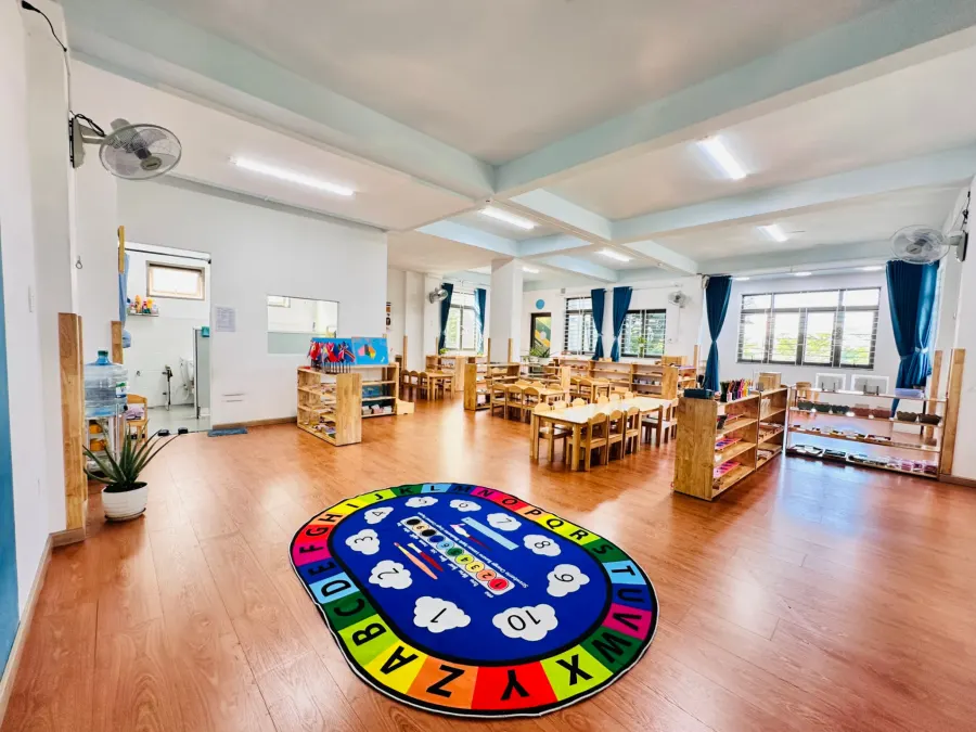 Mầm non Song ngữ Lemon Montessori Preschool (Campus Hà Đô)