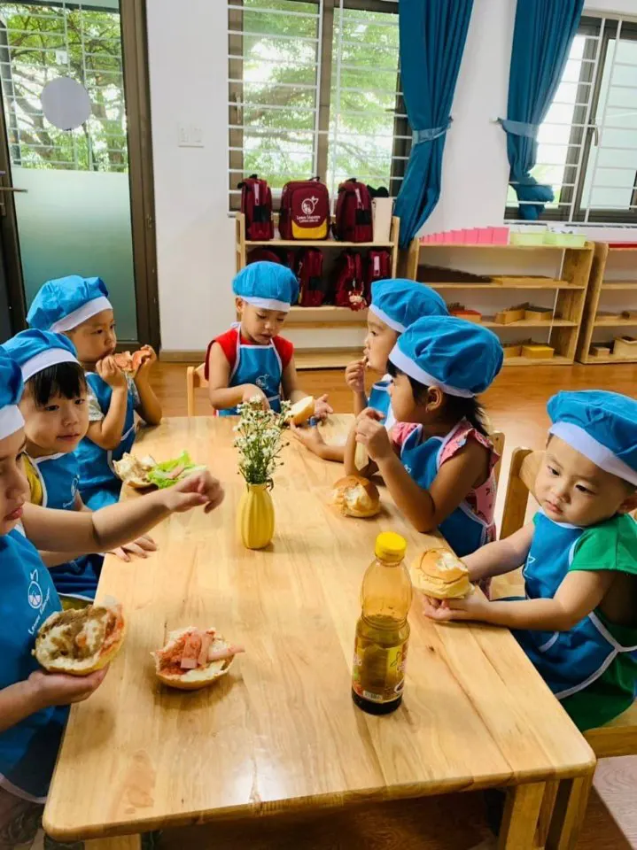 Mầm non Song ngữ Lemon Montessori Preschool (Campus Hà Đô)