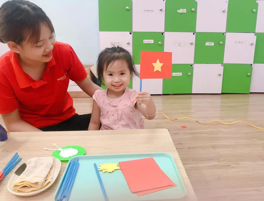Trường mầm non Cầu Vồng  (Rainbow Montessori Kindergarten)