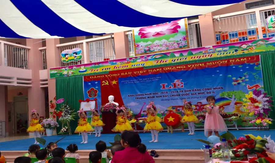 Trường mầm non Hoa Hồng