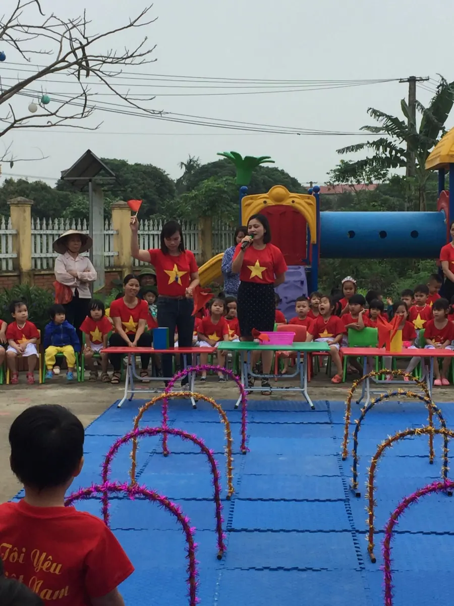 Trường mầm non Hồng Việt