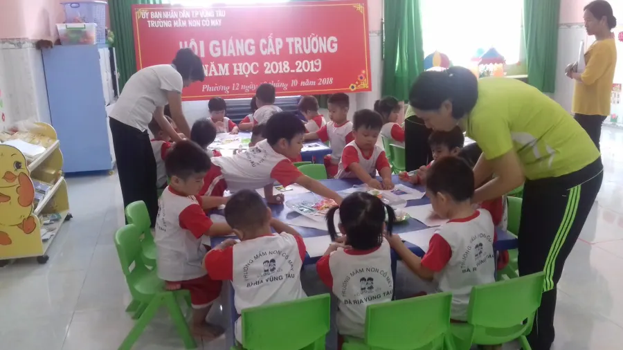 Trường mầm non Cỏ May