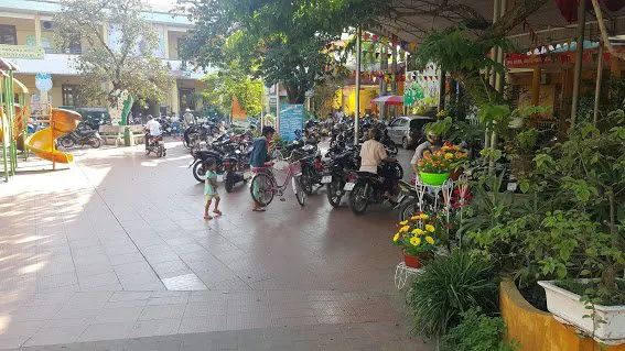 Trường mầm non Hoa Hồng