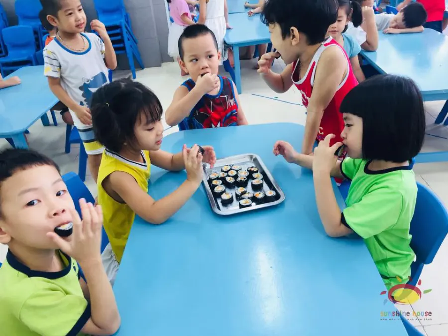 Trường mầm non Song Ngữ Ngôi nhà Ánh Sáng ( Sunshine House International Kindergarten )