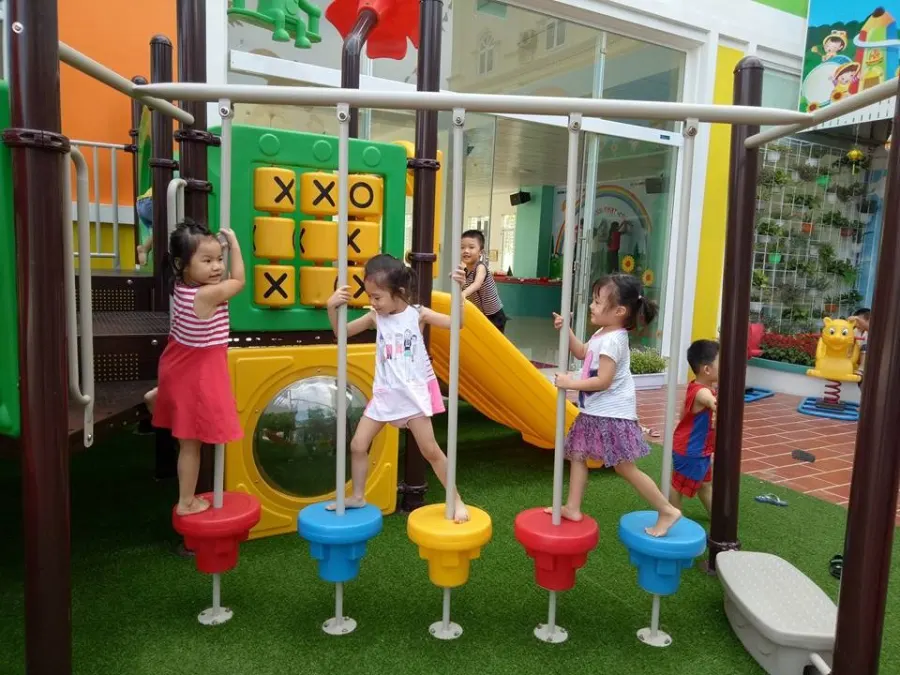 Trường mầm non Cầu Vồng (Rainbow Kindergarten)