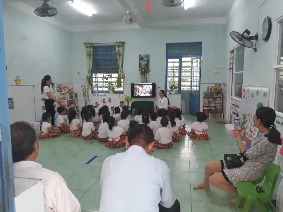Trường mẫu giáo Hoa Mai